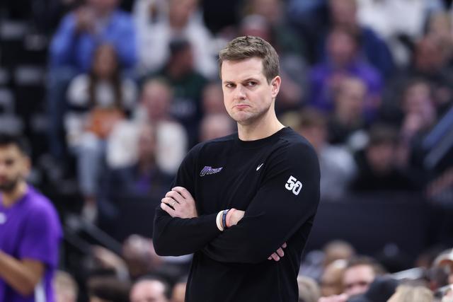 穆帅面临维尼修斯与姆巴佩的阵容挑战